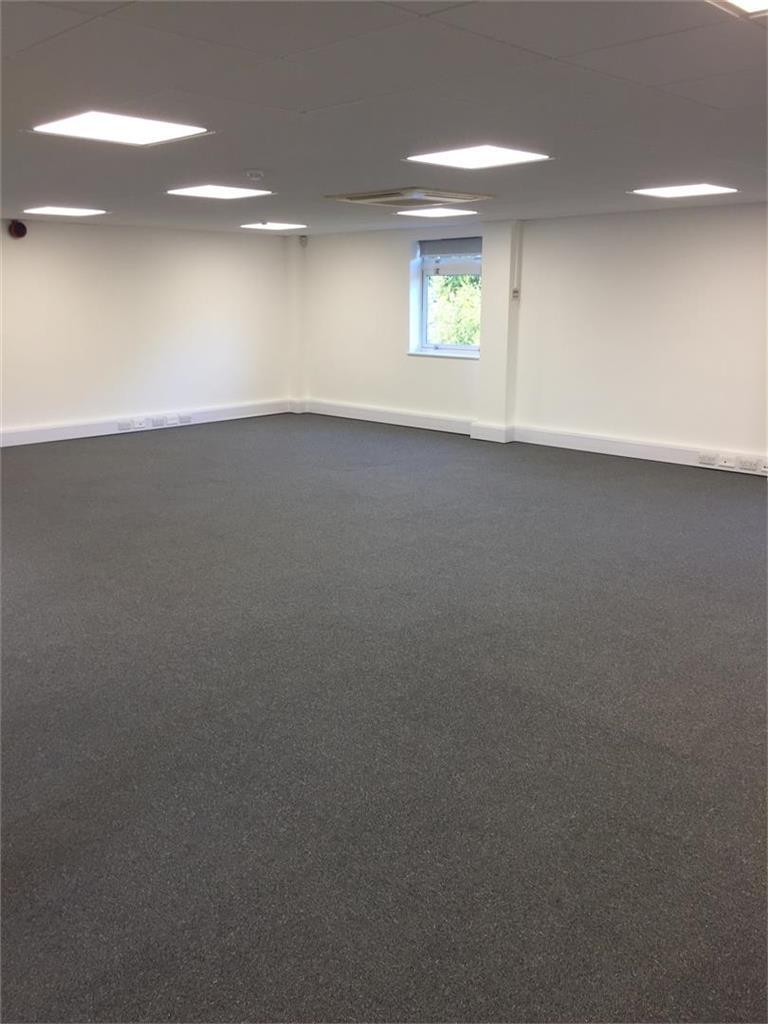 Whittington Hall, Worcester for lease Interior Photo- Image 1 of 3