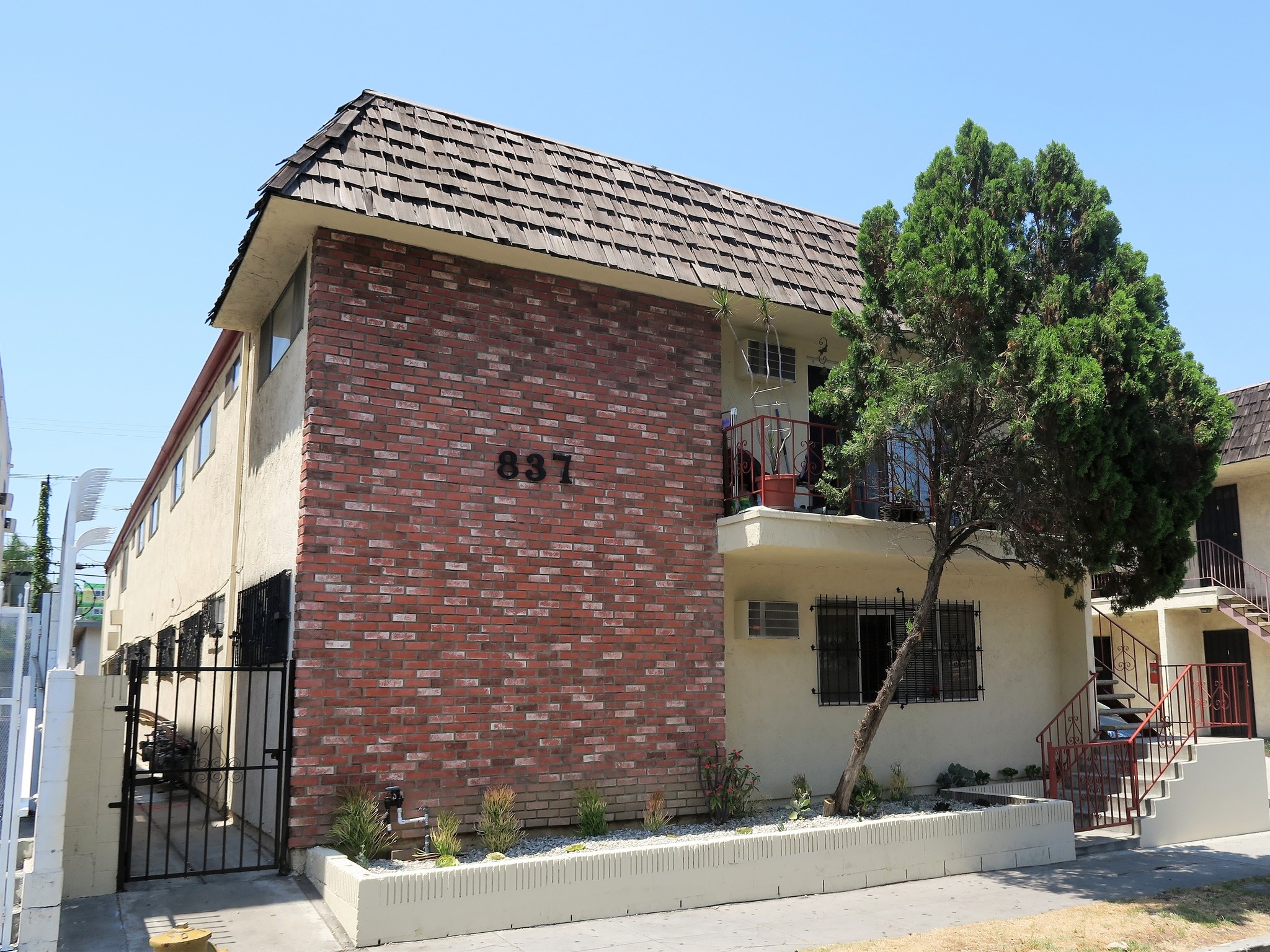 837 S Ardmore Ave, Los Angeles, CA for sale Building Photo- Image 1 of 1