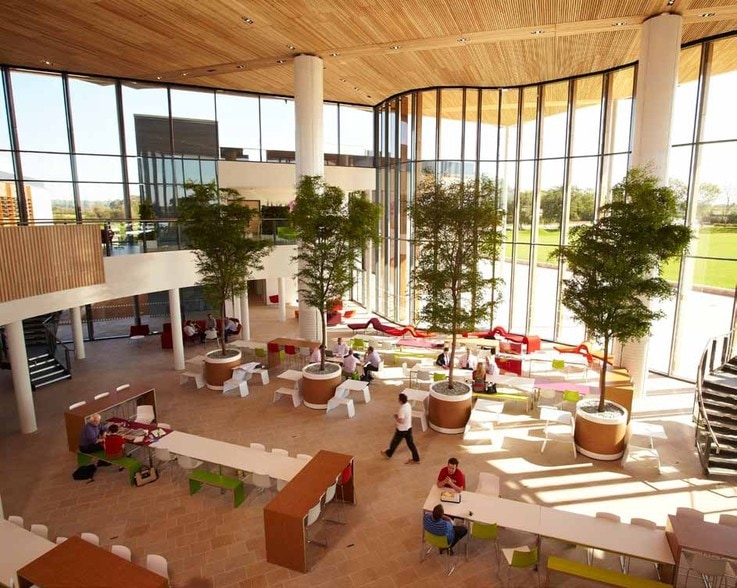 Dirac Cres, Bristol for lease - Interior Photo - Image 3 of 7