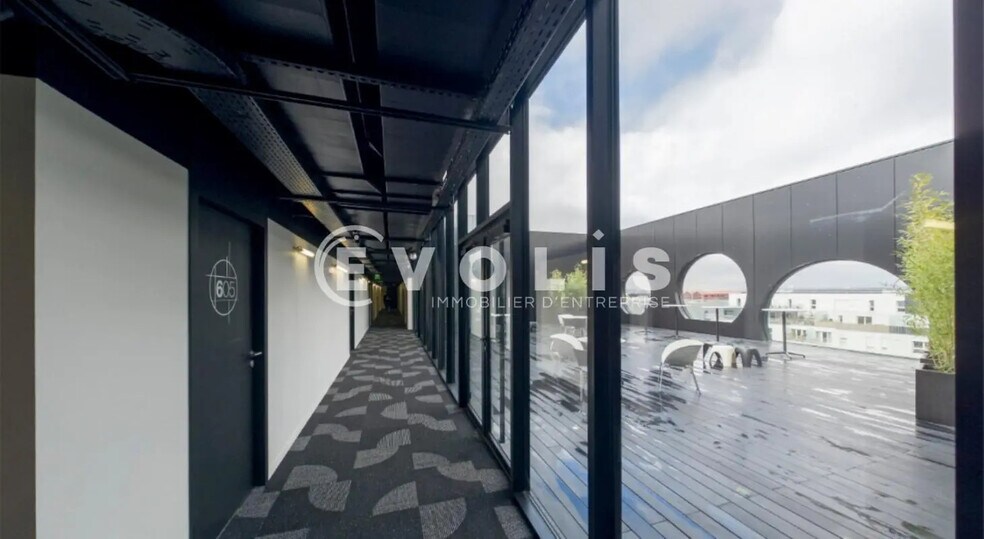 Office in Paris for lease - Interior Photo - Image 3 of 7