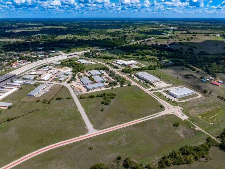 S Blue Bell Rd, Brenham, TX for lease - Building Photo - Image 3 of 3