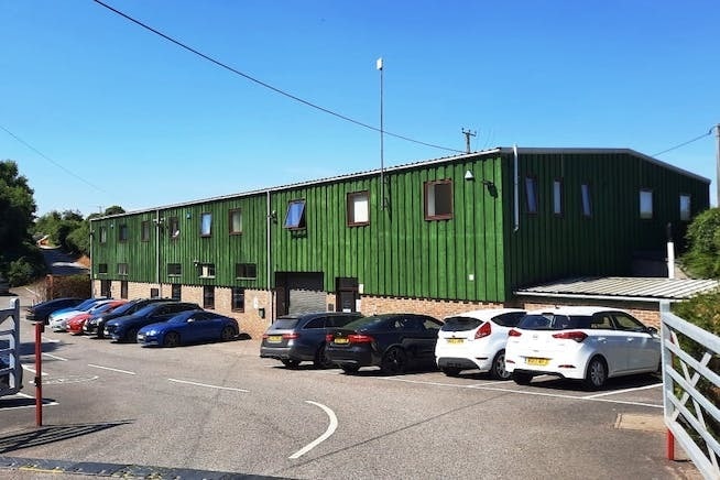 Aldermaston Rd, Basingstoke for sale - Primary Photo - Image 1 of 1