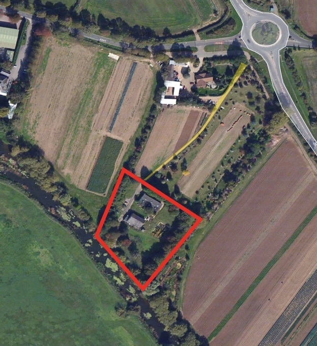 Mill Rd, Sharnbrook for sale Primary Photo- Image 1 of 1