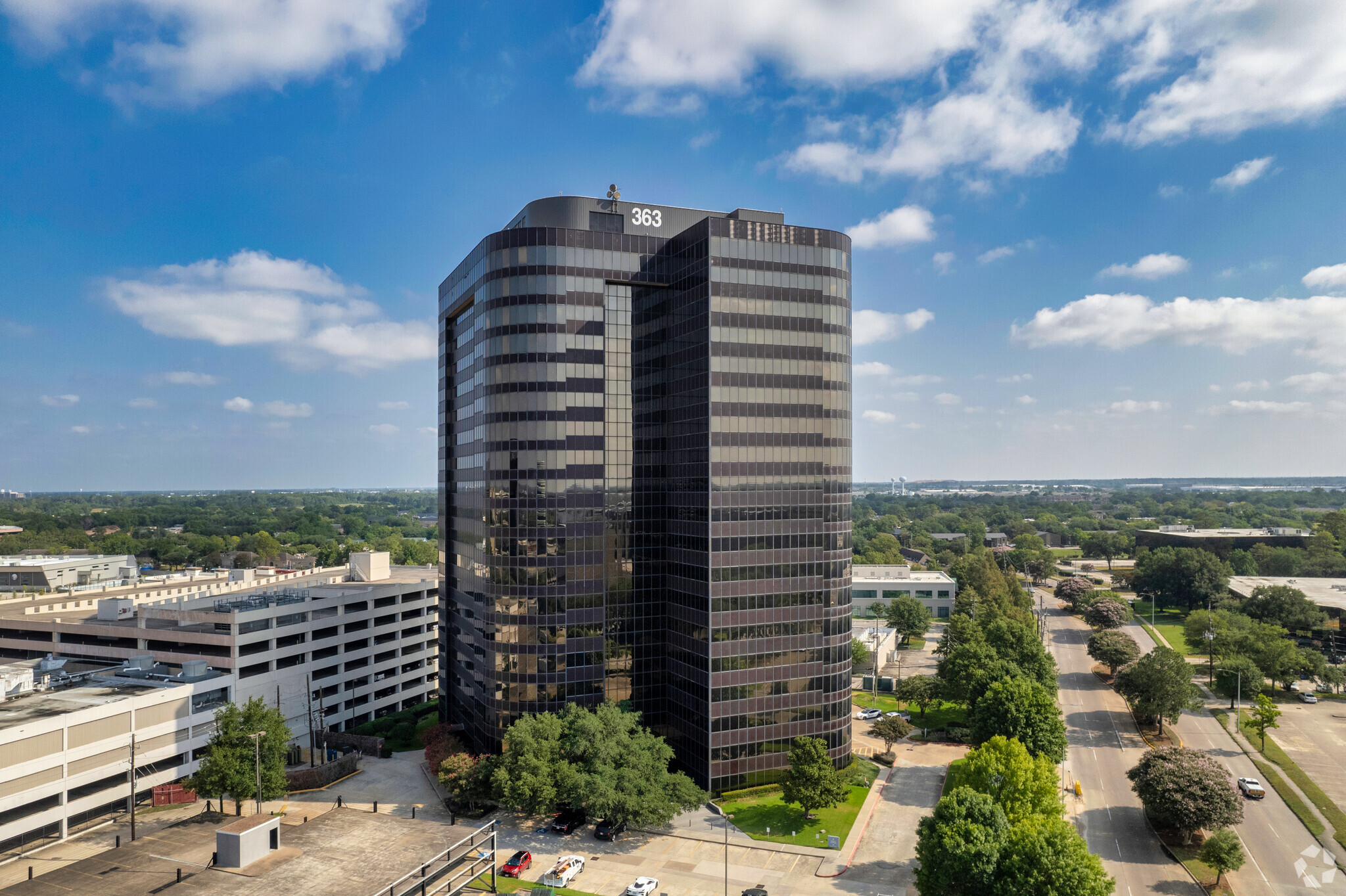 363 N Sam Houston Pky E, Houston, TX for lease Building Photo- Image 1 of 35