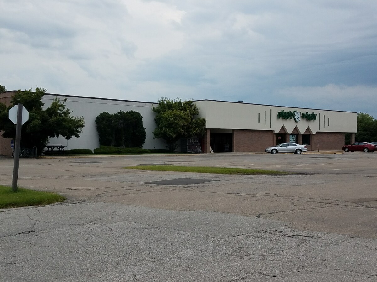 520 E Northland Ave, Appleton, WI 54911