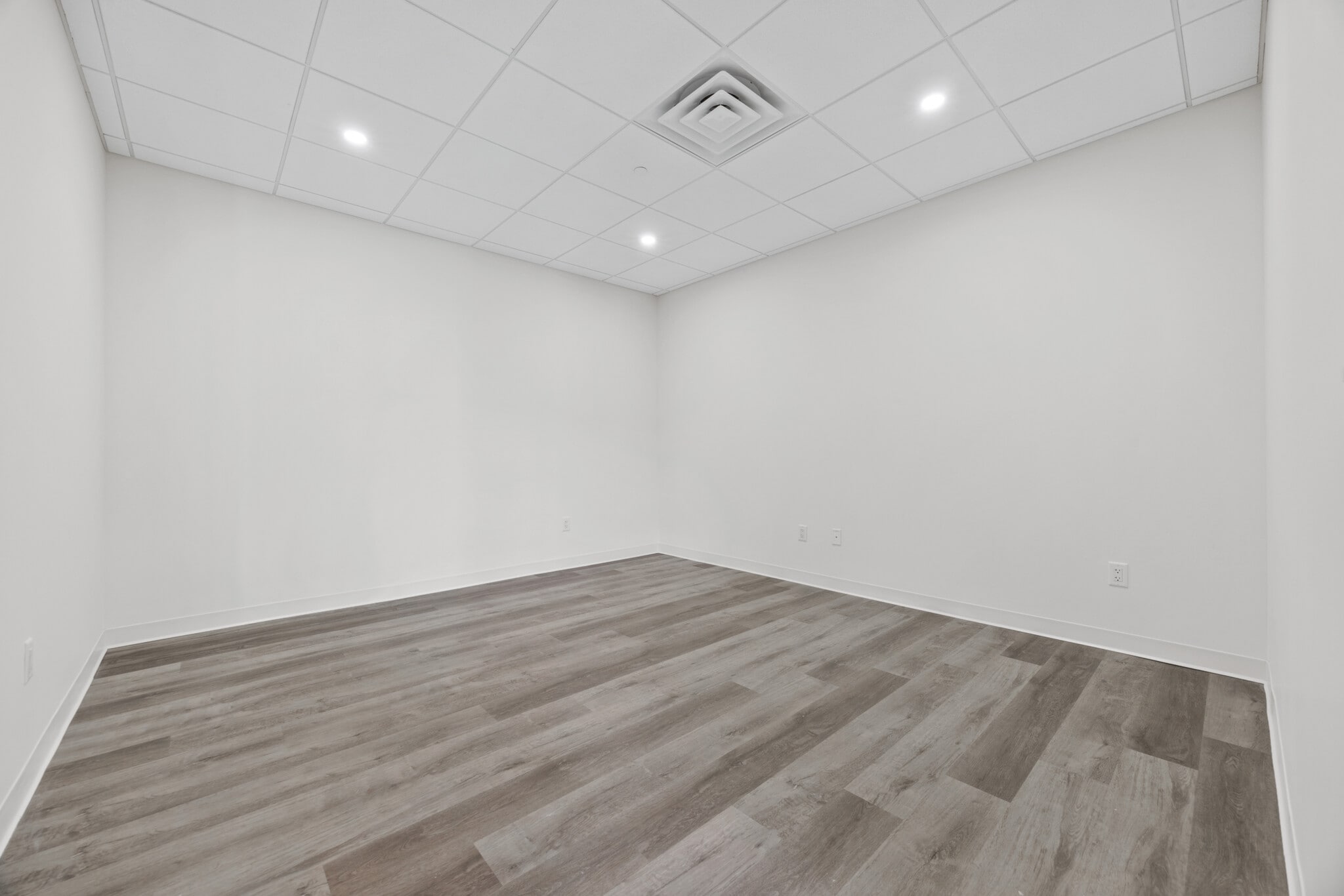 112 Main St, Port Chester, NY for lease Building Photo- Image 1 of 3