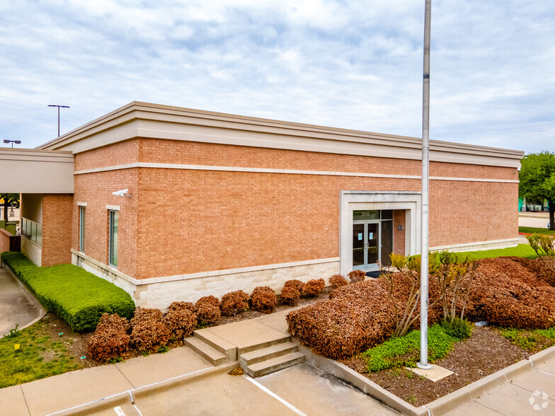 2012 Midway Rd, Plano, TX for sale - Building Photo - Image 1 of 1