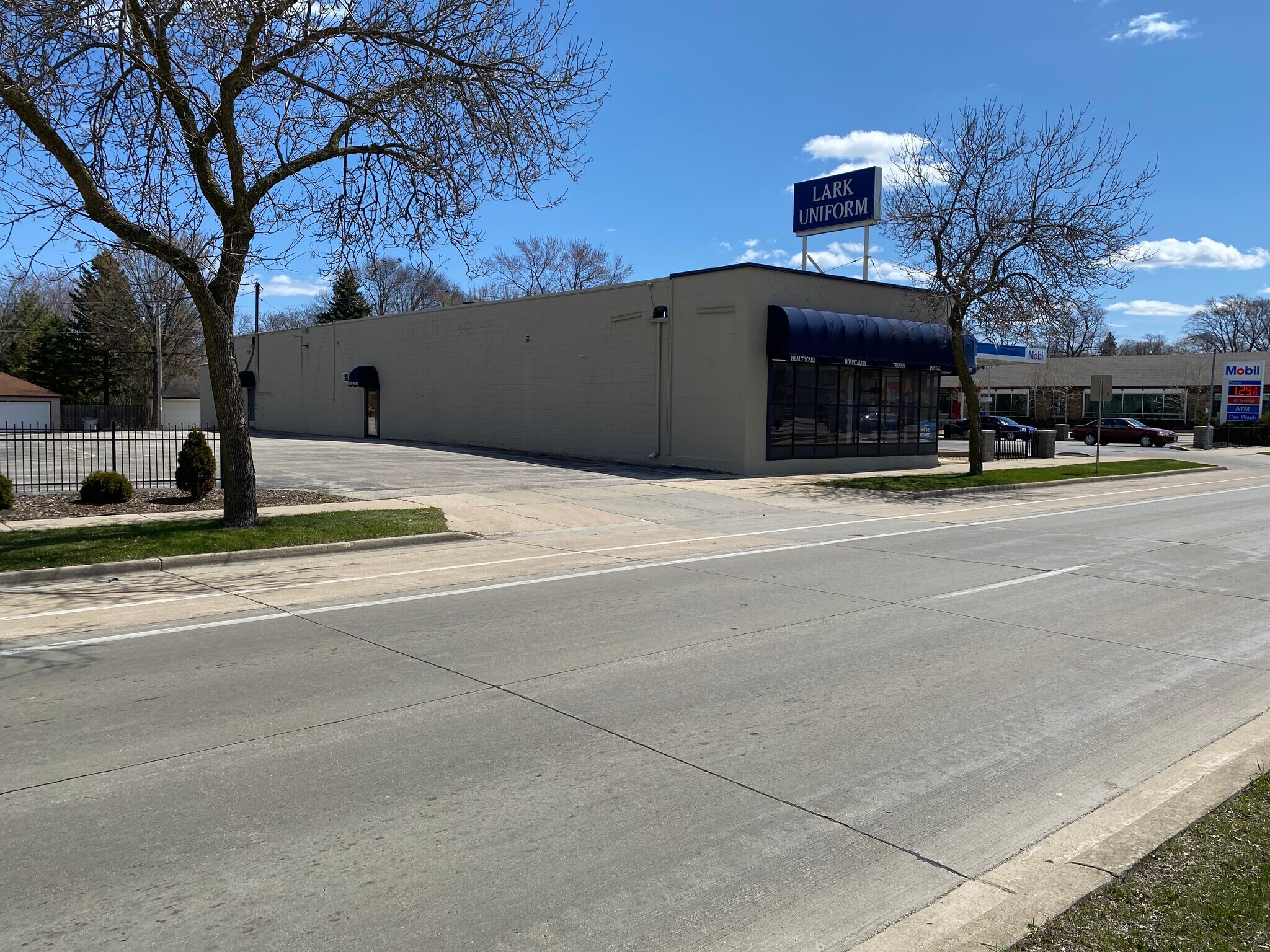 3860 S Howell Ave, Milwaukee, WI for sale Primary Photo- Image 1 of 1