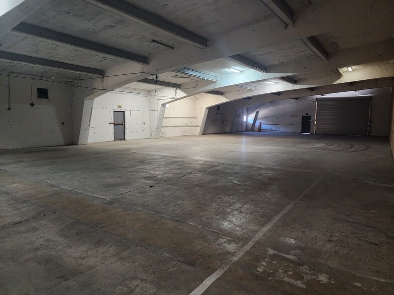 5070 Mountain Lakes Blvd, Redding, CA for sale - Building Photo - Image 3 of 15