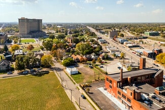 More details for 2200 Vermont St, Detroit, MI - Retail for Sale