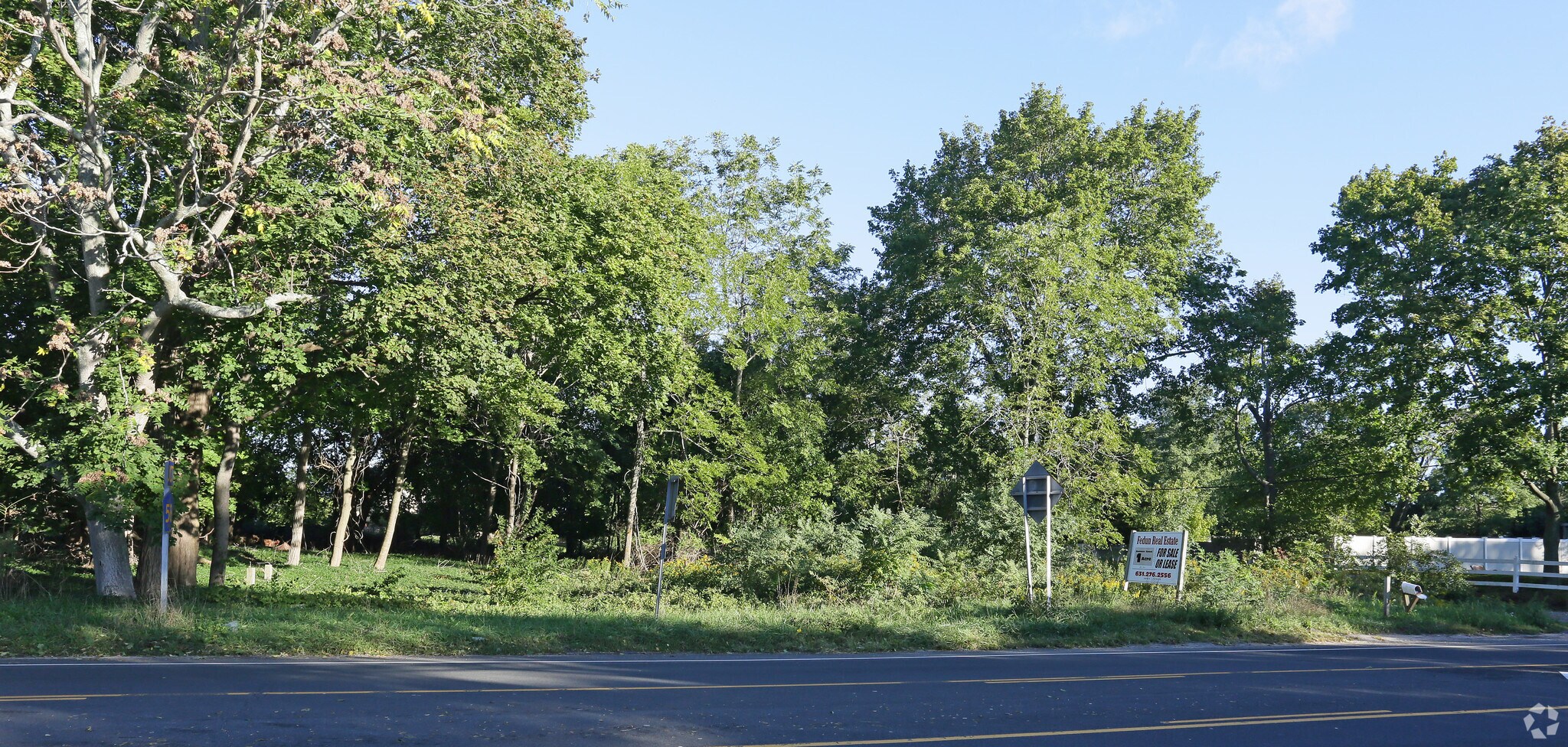 NYS RT. 25 & CR 58, Riverhead, NY for sale Primary Photo- Image 1 of 1