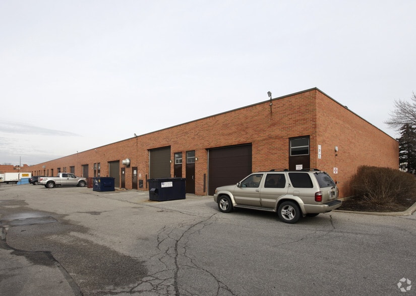 40 North Rivermede Rd, Concord, ON for lease - Building Photo - Image 2 of 4