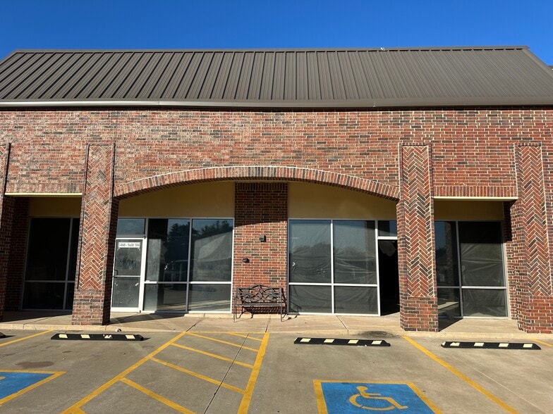 5460 Main St, Del City, OK for lease - Building Photo - Image 2 of 23