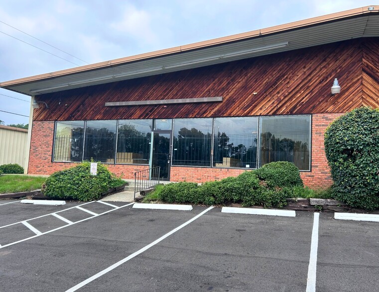 6539 Two Notch Rd, Columbia, SC for lease - Building Photo - Image 1 of 3