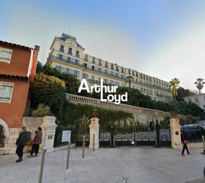 Office in Nice for lease - Building Photo - Image 1 of 14