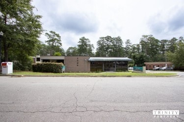 1706 St Julian Pl, Columbia, SC for lease - Building Photo - Image 2 of 7