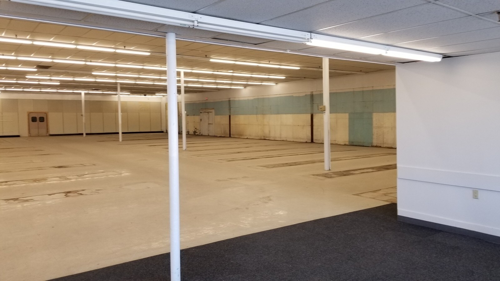 2100 E Cedar St, Rawlins, WY 82301