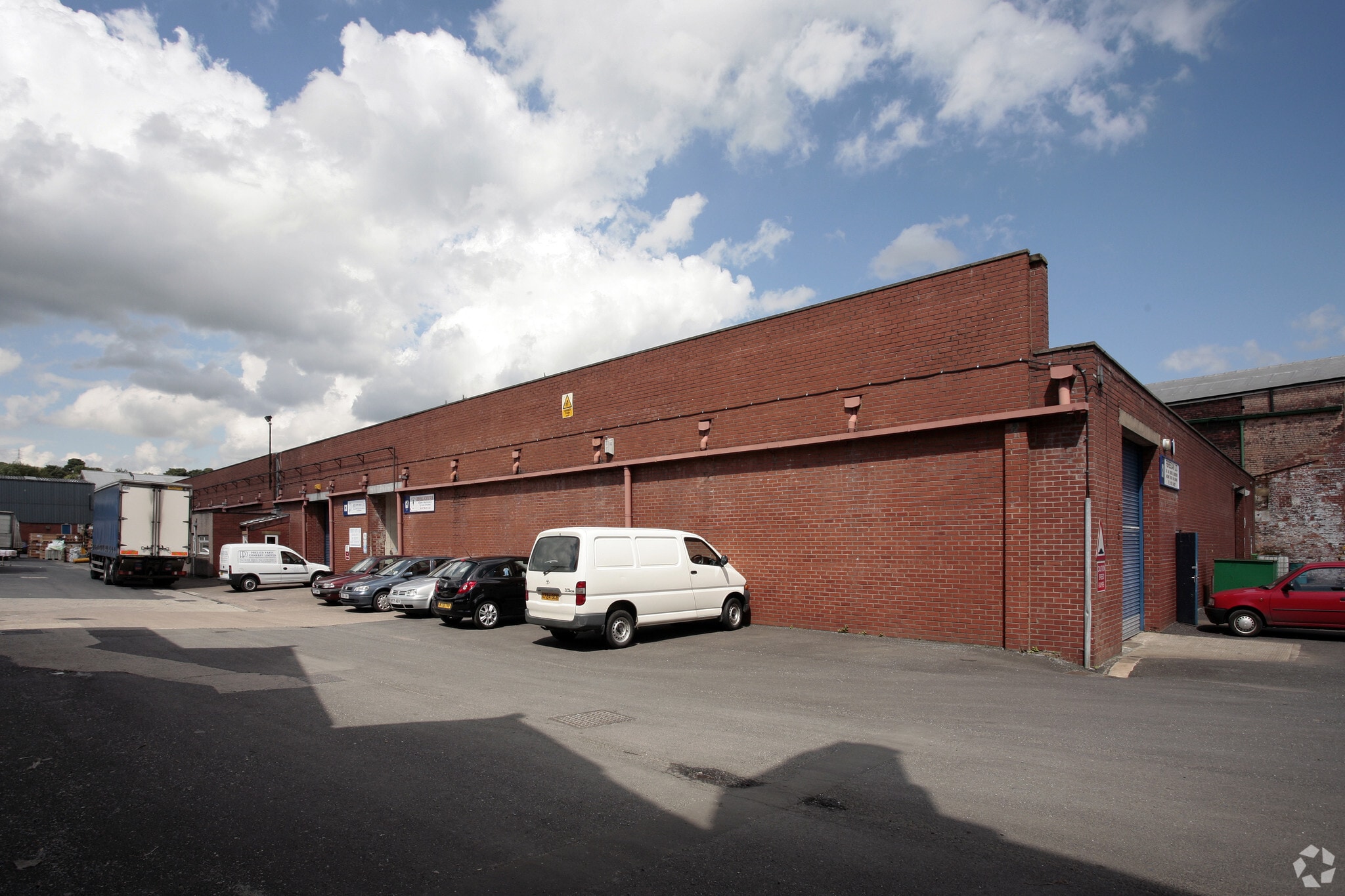 Fieldhouse Rd, Rochdale for sale Primary Photo- Image 1 of 1
