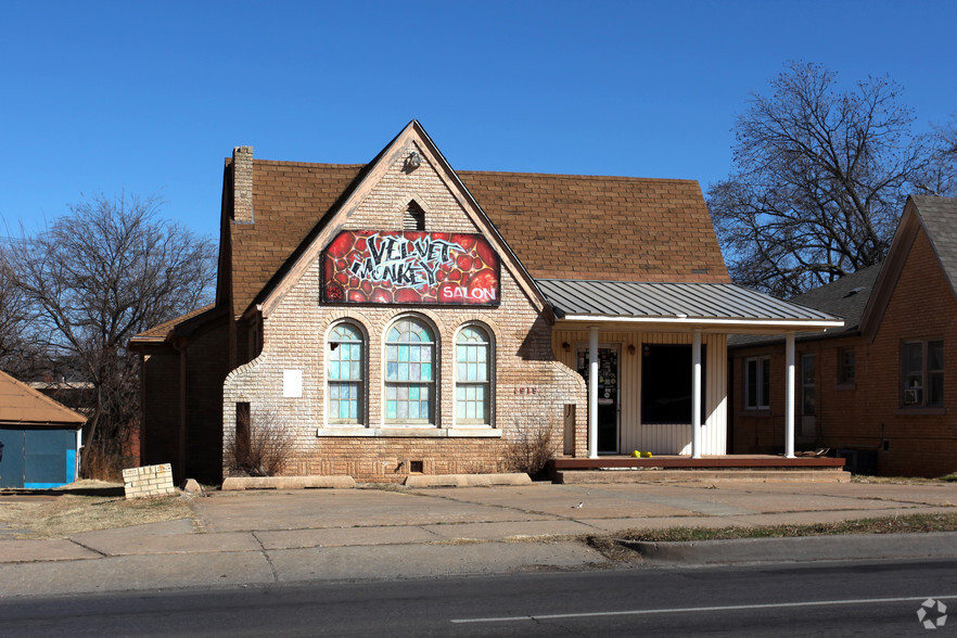 1915 NW 23rd St, Oklahoma City, OK for sale - Primary Photo - Image 1 of 1