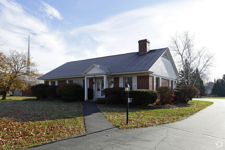 83 Clinton St, Concord, NH 03301