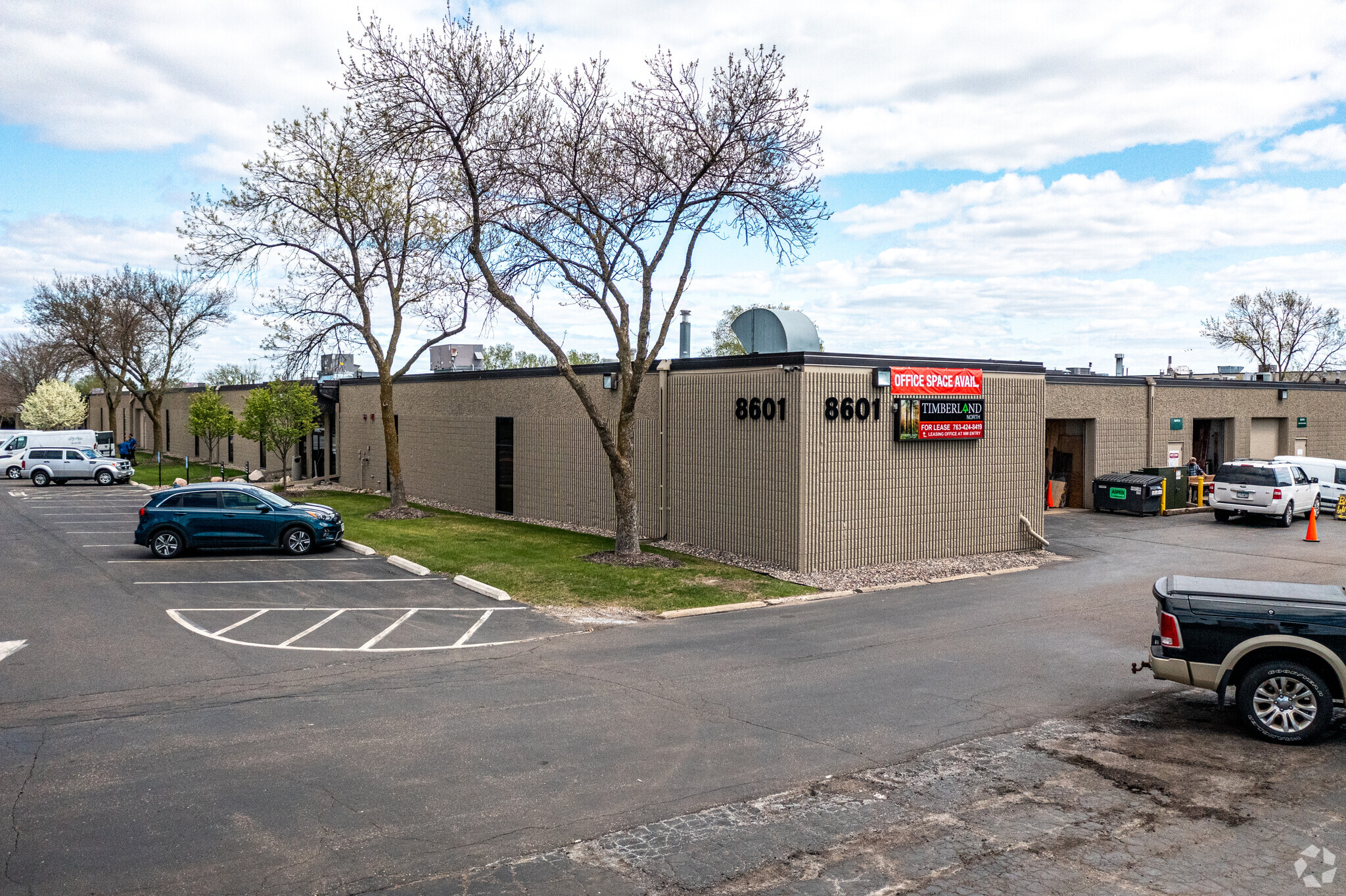 7308 Aspen Ln N, Brooklyn Park, MN for lease Building Photo- Image 1 of 20