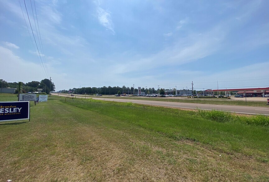 488 Highway 6 W, Oxford, MS for sale - Building Photo - Image 1 of 3