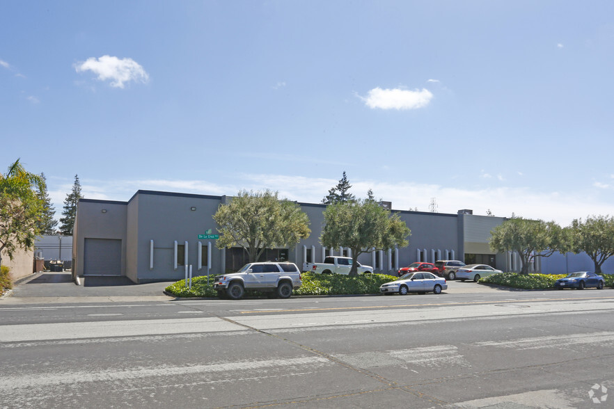 3303-3333 De La Cruz Blvd, Santa Clara, CA for lease - Building Photo - Image 2 of 4