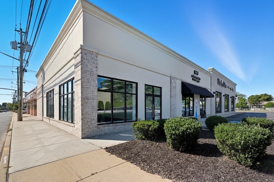 2437 Merrick Rd, Bellmore, NY for lease - Building Photo - Image 1 of 15