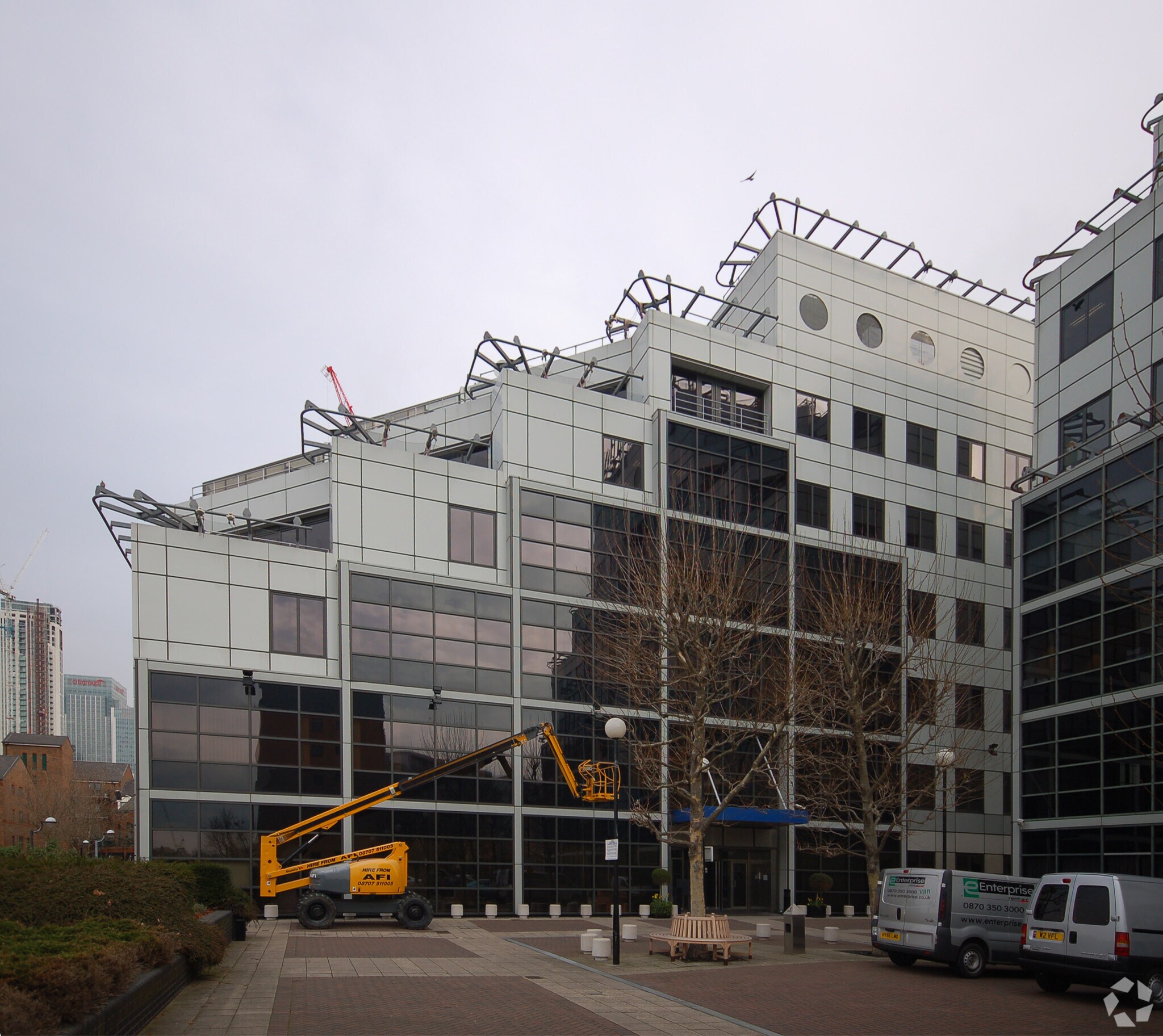 2 Selsdon Way, London for sale Primary Photo- Image 1 of 1