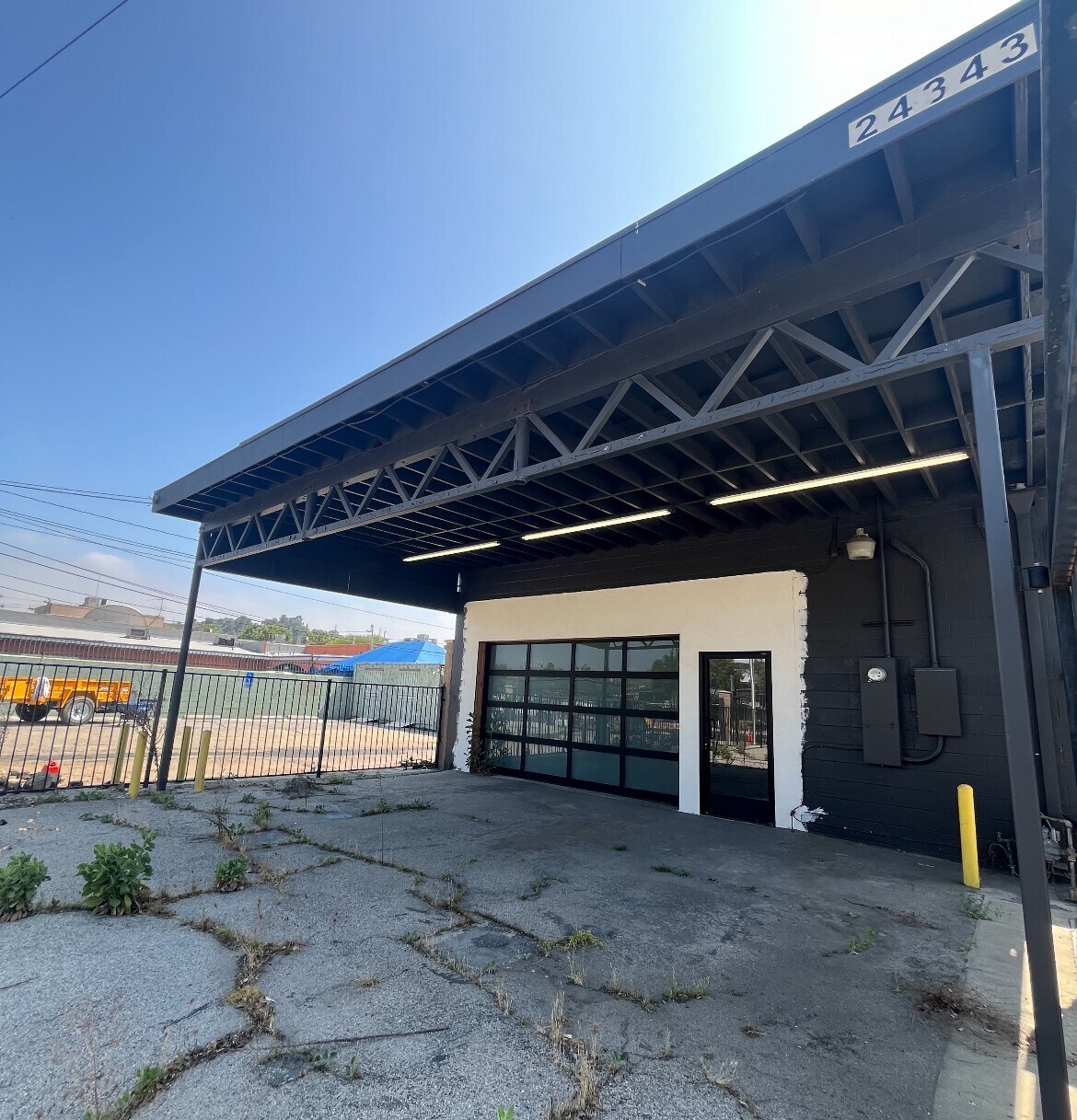 24343 Railroad Ave, Santa Clarita, CA for sale Building Photo- Image 1 of 11