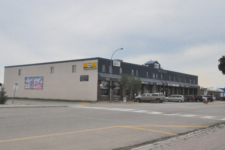 9808 100 Ave, High Level, AB T0H 1Z0