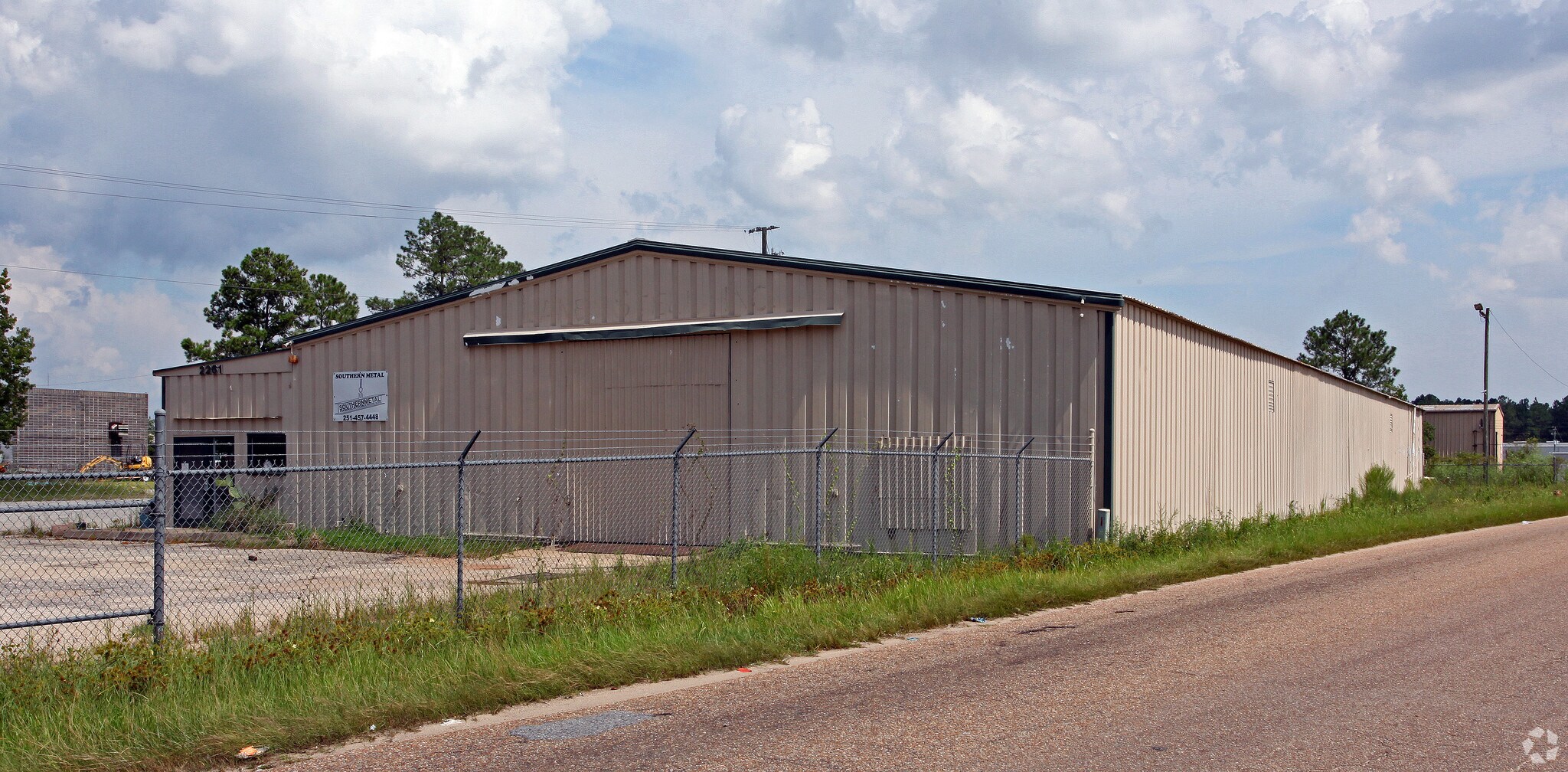 2261 Wolf Ridge Rd, Mobile, AL for sale Primary Photo- Image 1 of 1