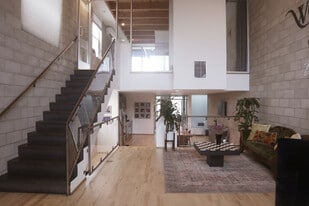 Live/Work Loft - Live Work Space