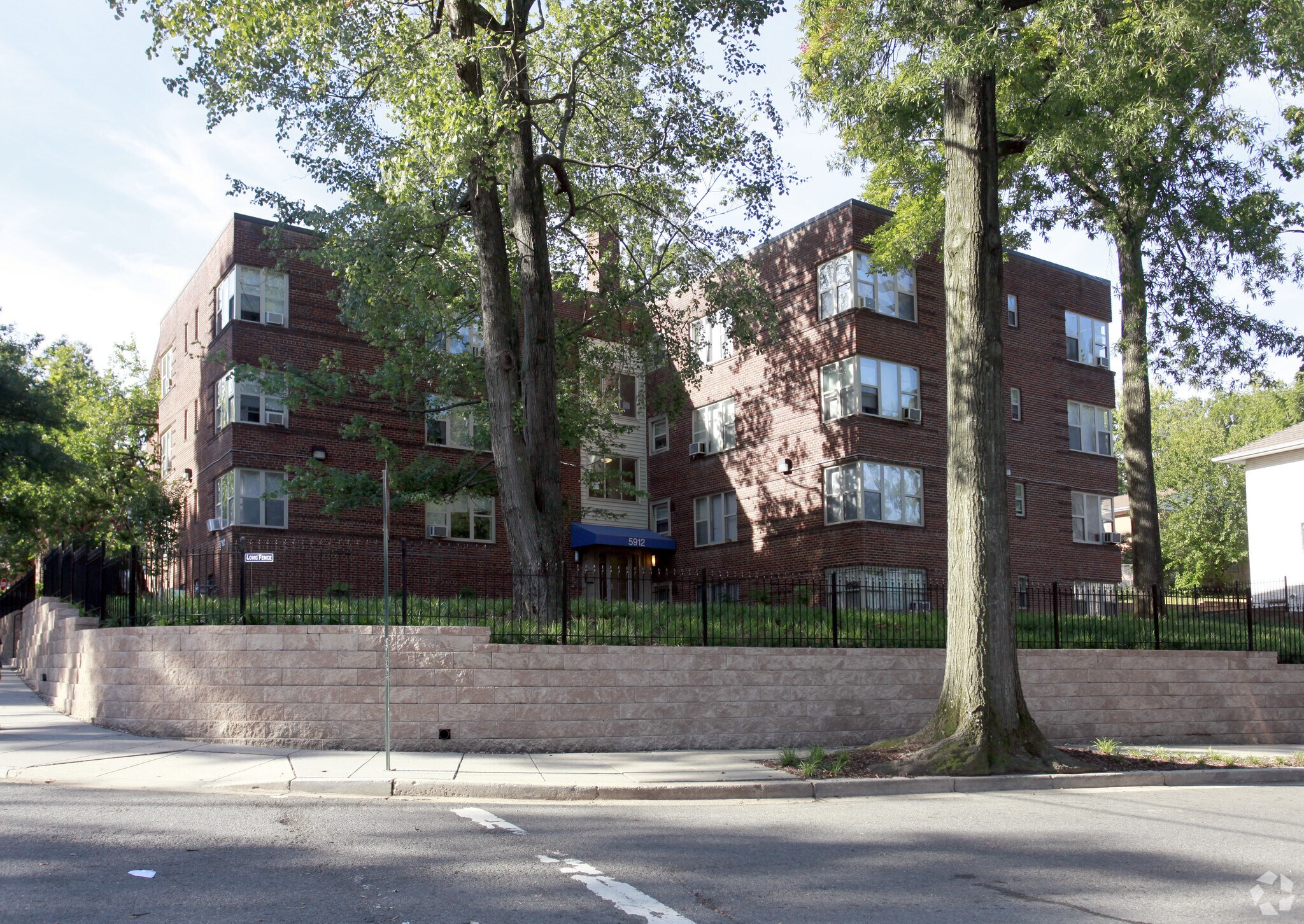 5912 14th St NW, Washington, DC for sale Primary Photo- Image 1 of 1