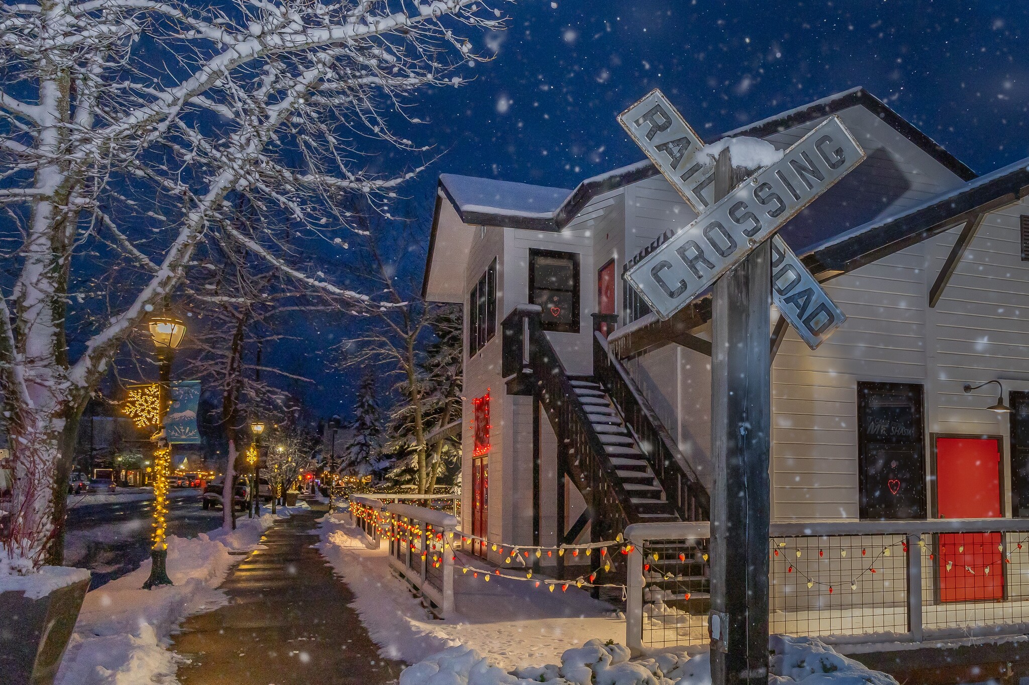 415 N Mount Shasta Blvd, Mount Shasta, CA for lease Building Photo- Image 1 of 23