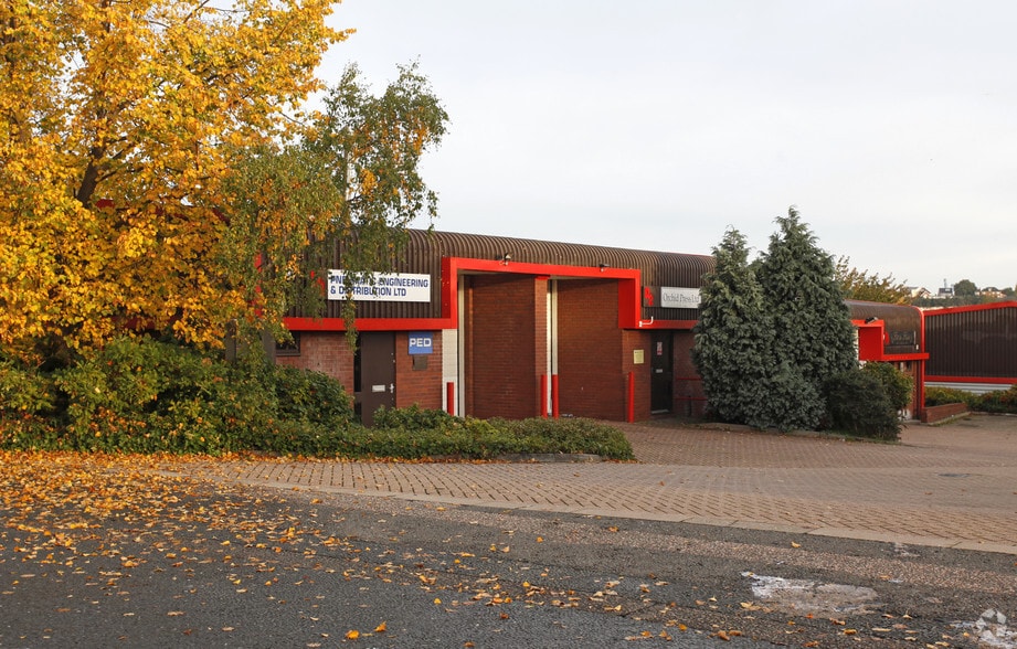 Springhead Rd, Northfleet for lease - Building Photo - Image 2 of 3