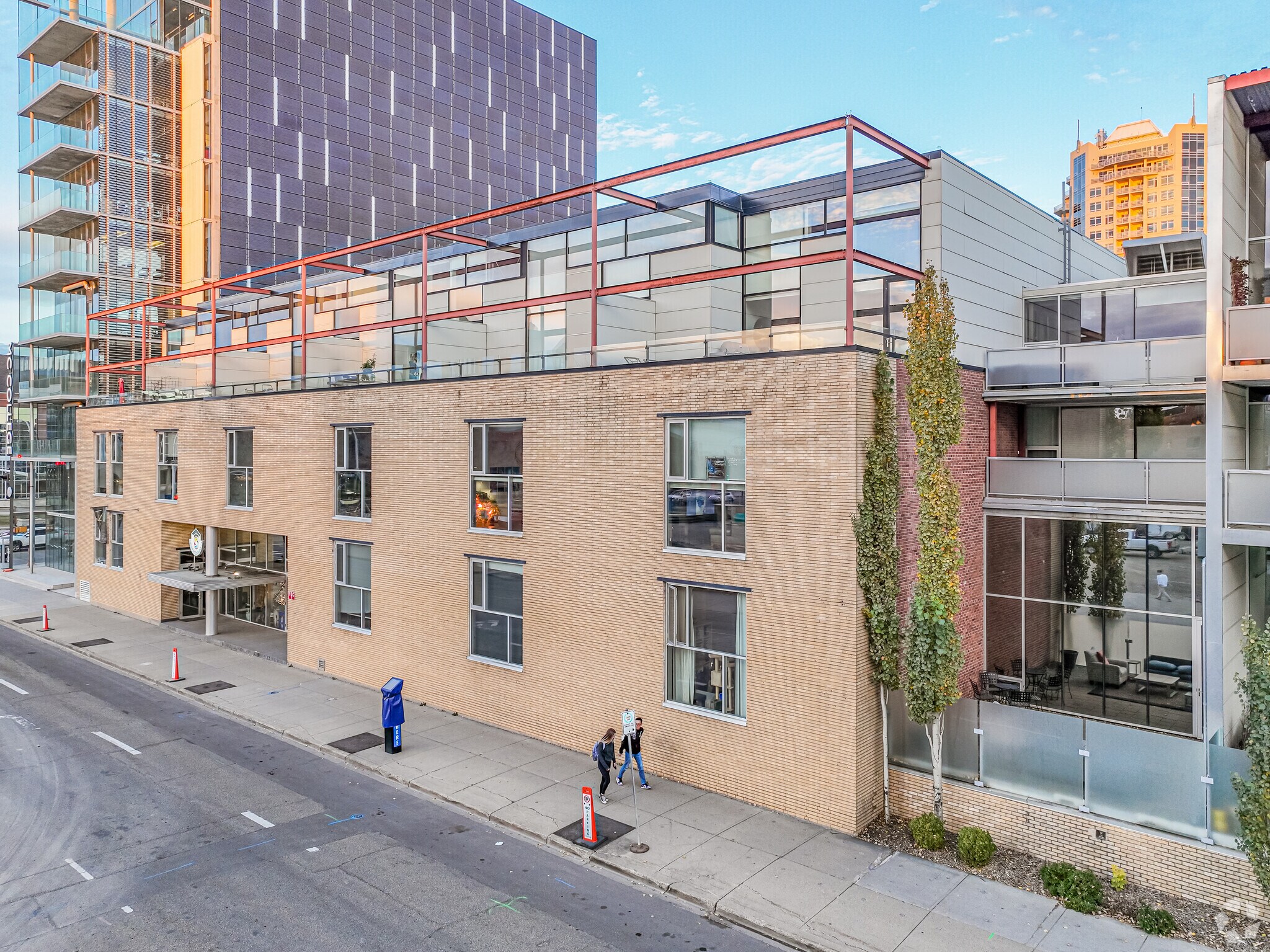 10309 107 St NW, Edmonton, AB for sale Primary Photo- Image 1 of 6