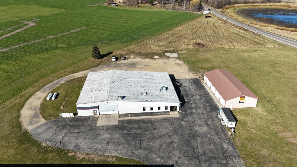 4414 State Road 92, Brooklyn, WI for lease - Aerial - Image 1 of 33