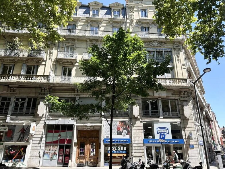 67 Cours De La Liberté, Lyon for lease - Building Photo - Image 1 of 3