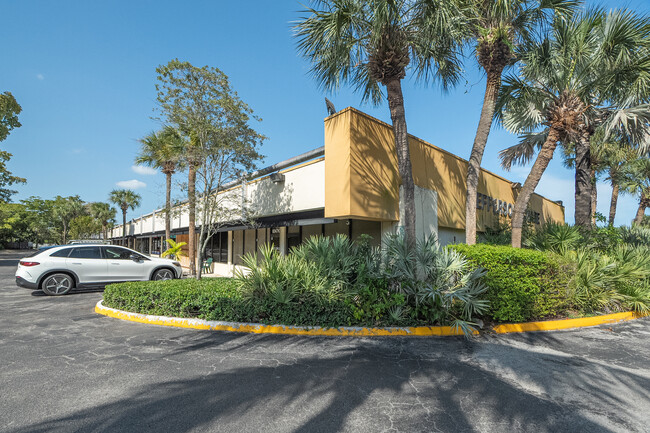 More details for 6043 Kimberly Blvd, Fort Lauderdale, FL - Office, Retail for Lease