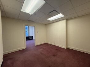 77 W Washington St, Chicago, IL for lease Interior Photo- Image 1 of 6