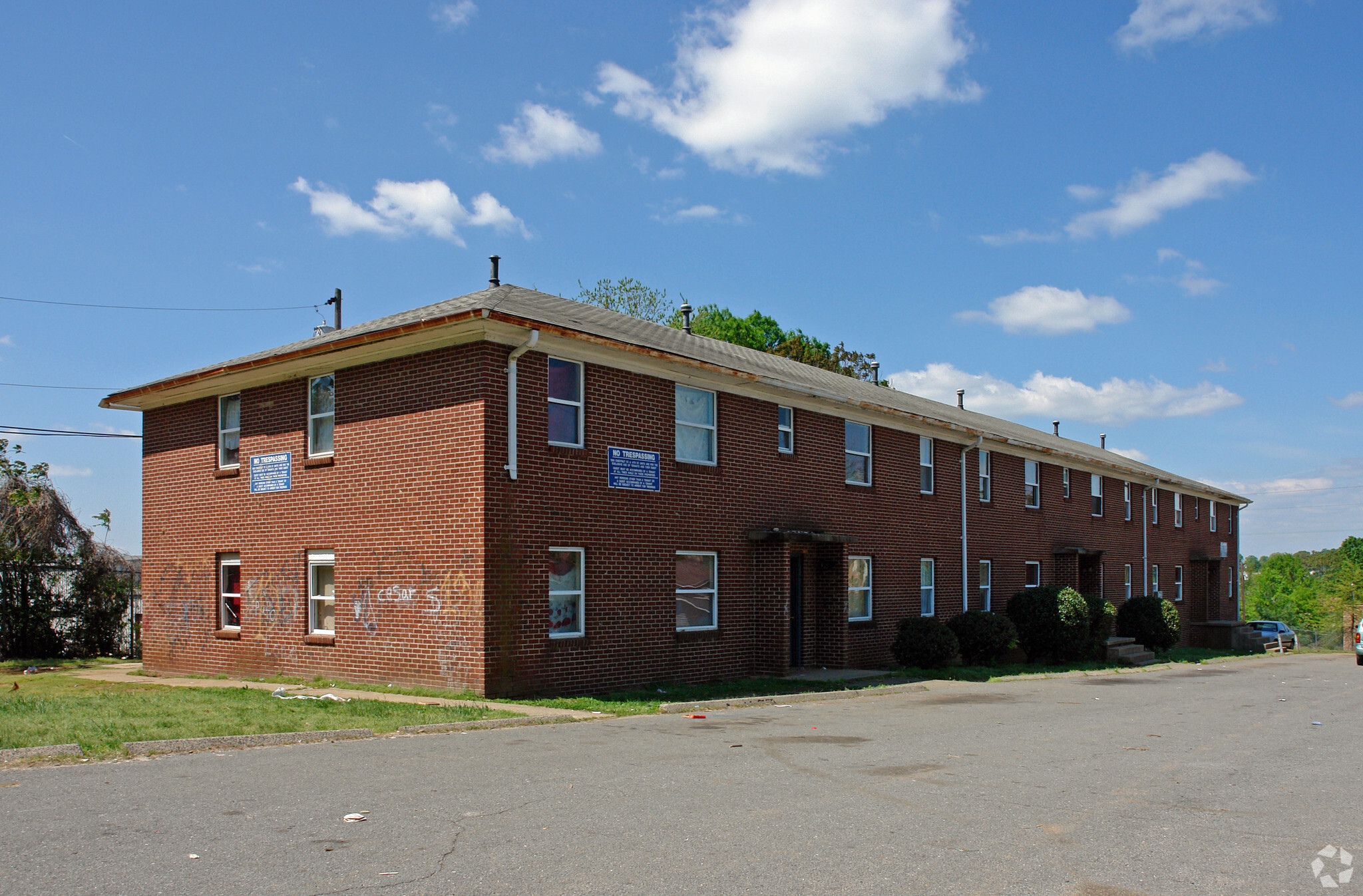 1350 N Chestnut St, Winston-Salem, NC for sale Primary Photo- Image 1 of 1