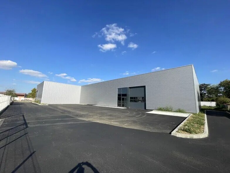 Flex in Toulouse for lease - Building Photo - Image 3 of 13