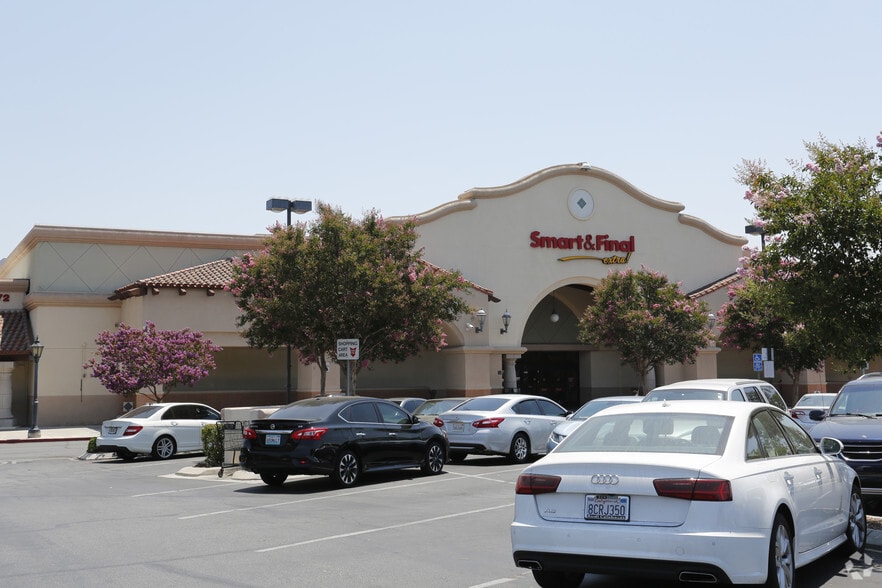 5750-5780 Lindero Canyon Rd, Westlake Village, CA for lease - Building Photo - Image 3 of 8