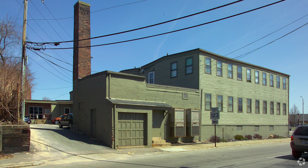 142 Crescent St, Brockton, MA for lease - Building Photo - Image 3 of 18