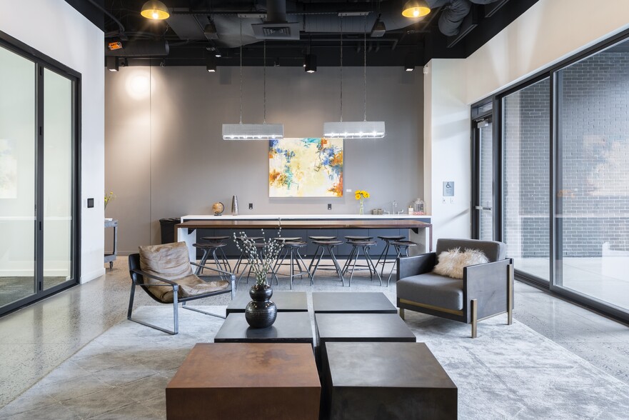 1615 Platte St, Denver, CO for lease - Interior Photo - Image 2 of 11