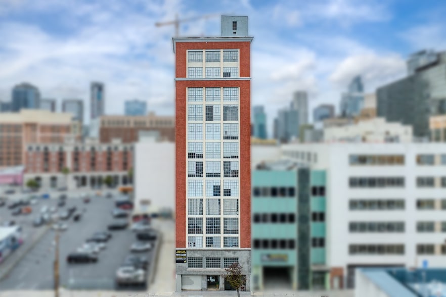 1013 S Los Angeles St, Los Angeles, CA for lease - Building Photo - Image 1 of 8