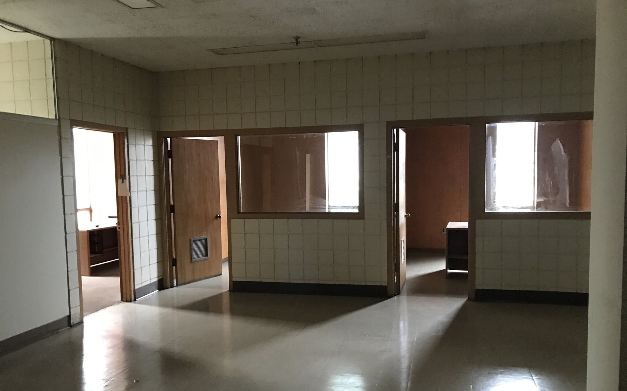 315 W Mill St, Beaver Dam, WI for sale Interior Photo- Image 1 of 35