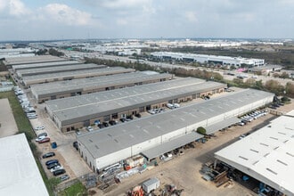 5829 W Sam Houston Pky N, Houston, TX - AERIAL map view