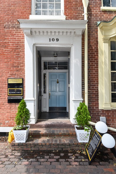 109 S Fairfax St, Alexandria, VA for sale - Building Photo - Image 2 of 72